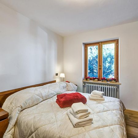 Casa Entreves - Ristrutturata Con Parcheggio Courmayeur Exterior foto